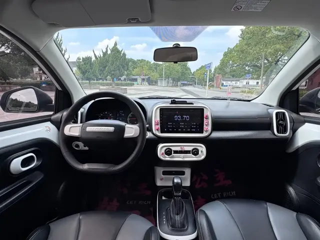 Roewe Kaiwei CLEVER 2022 311km Vitality Bobo Edition — Фото автомобиля 13