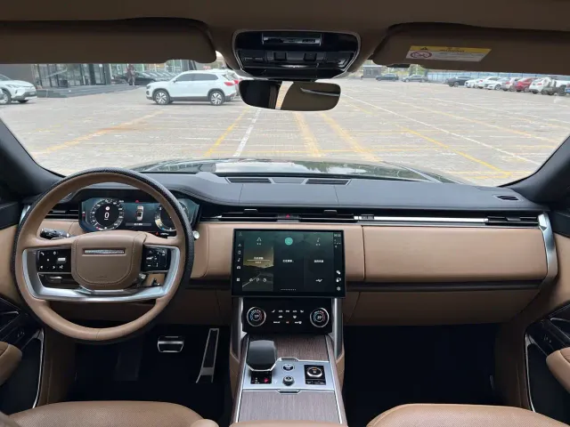 Land Rover Range Rover — Фото автомобиля 10