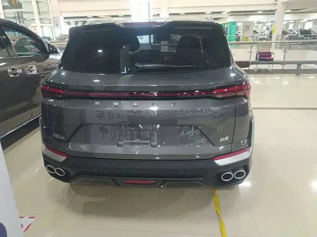 Geely Binyue — Фото автомобиля 3