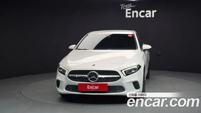 Mercedes-Benz A-Class — Фото автомобиля 3