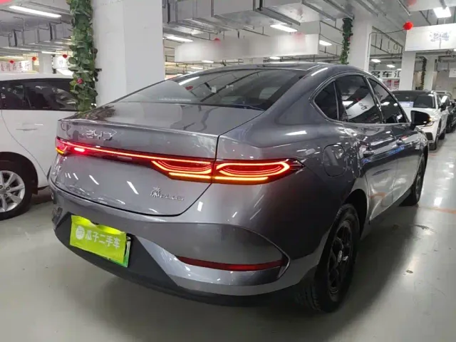 BYD Qin PLUS — Фото автомобиля 6