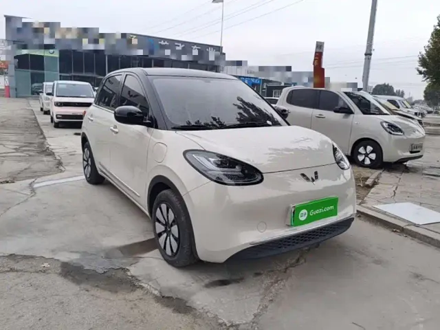Wuling Bingo — Фото автомобиля 3