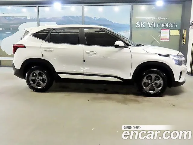 Kia Seltos Новый Seltos Бензин 2.0 2WD — Фото автомобиля 5