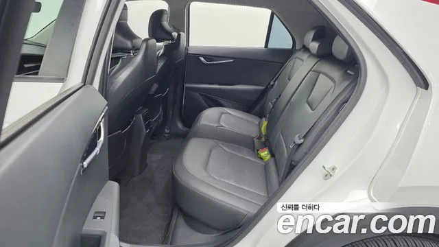 Kia Niro — Фото автомобиля 17