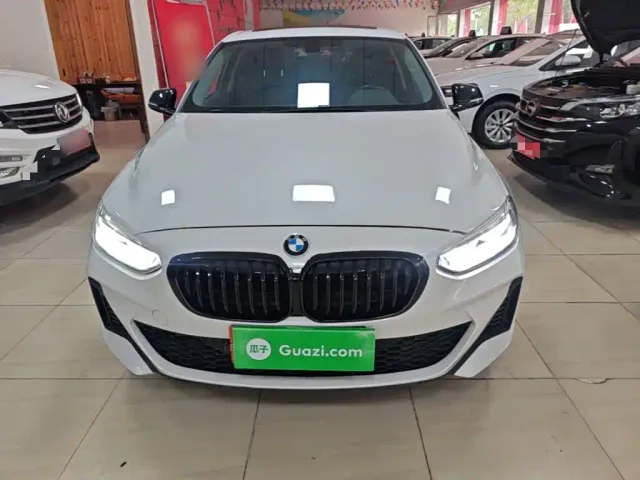 BMW 1 Series — Фото автомобиля 2