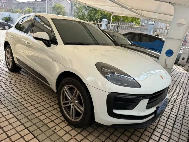 Фотография автомобиля — Porsche Macan