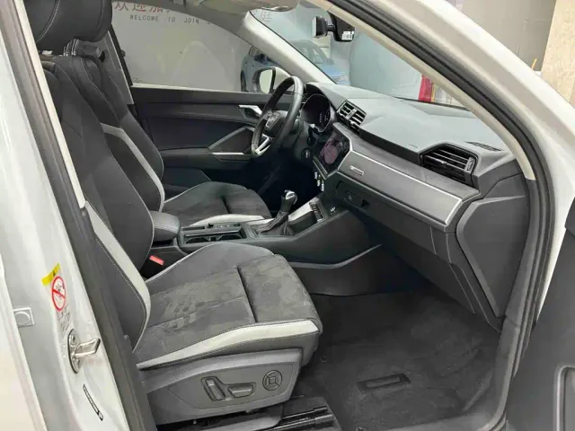 Audi Q3 — Фото автомобиля 18