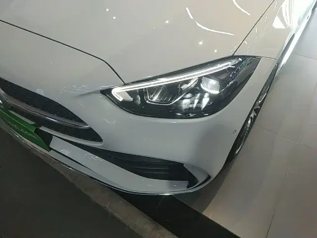 Mercedes-Benz C-Class — Фото автомобиля 23