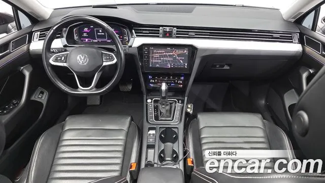 Volkswagen Passat — Фото автомобиля 7