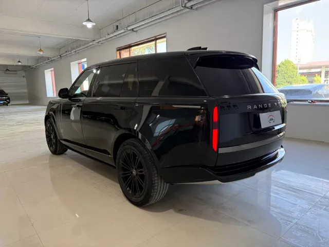 Land Rover Range Rover — Фото автомобиля 4