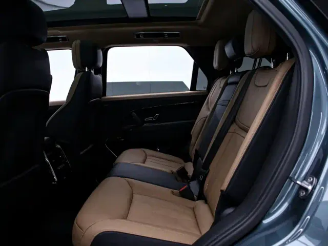 Land Rover Range Rover Sport — Фото автомобиля 17
