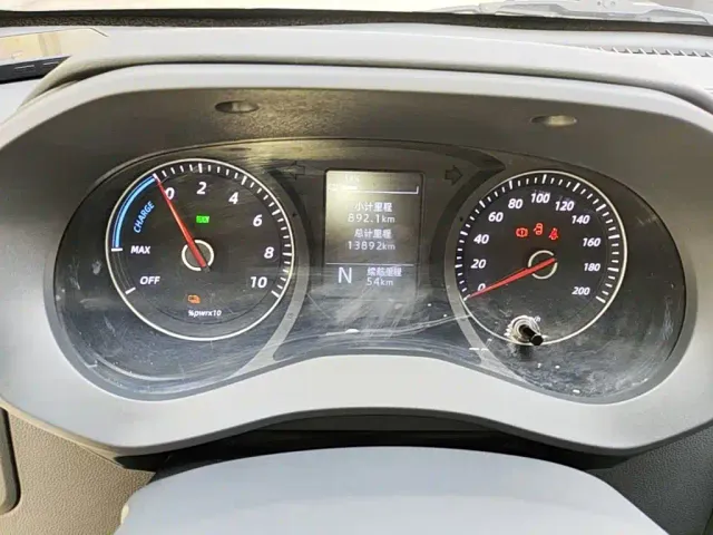Wuling Yangguang — Фото автомобиля 11