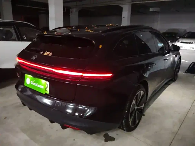 Nio ET5 Touring — Фото автомобиля 6
