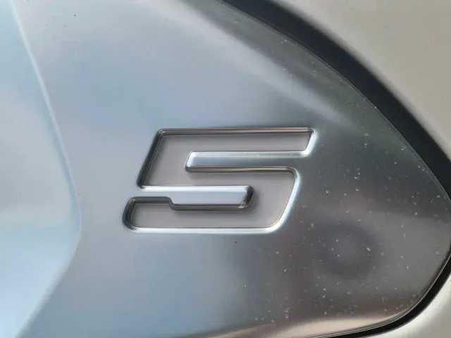 BMW 5 Series — Фото автомобиля 7