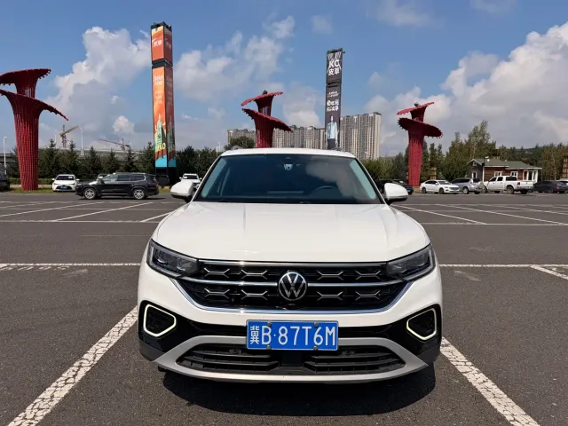 Volkswagen Tayron — Фото автомобиля 2