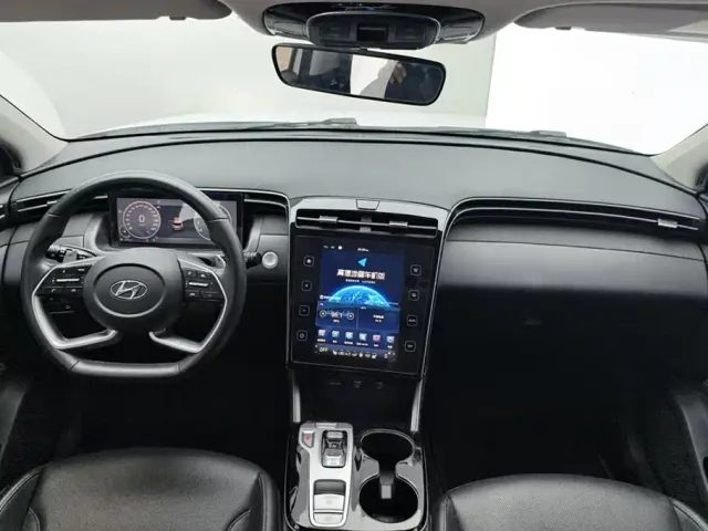 Hyundai Tucson — Фото автомобиля 12