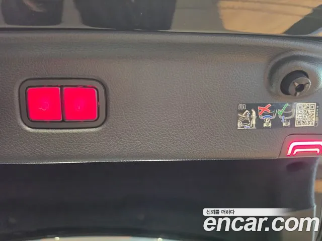 Mercedes-Benz S-Class — Фото автомобиля 14