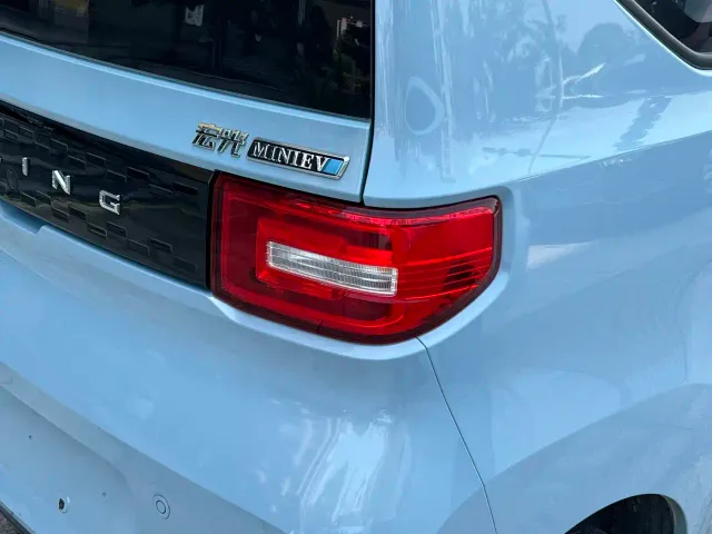 Wuling Hongguang Mini EV — Фото автомобиля 13