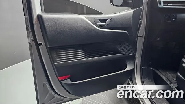 Hyundai Staria Staria Карго 5 мест — Фото автомобиля 24