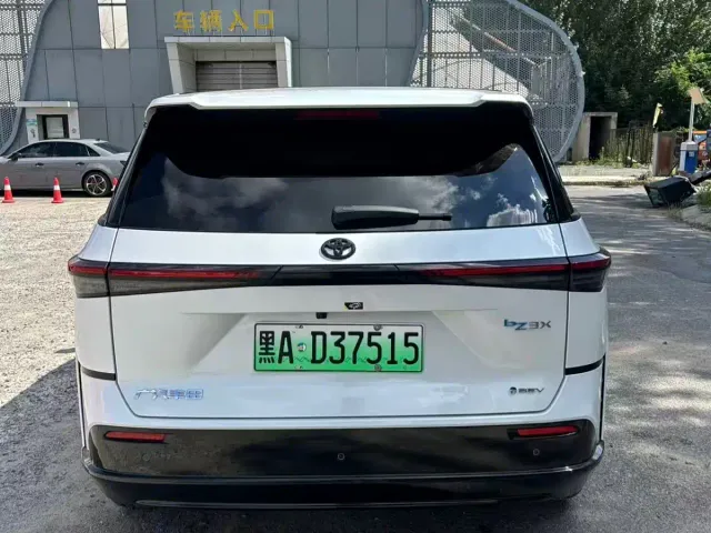 Toyota BoZhi 3X — Фото автомобиля 3