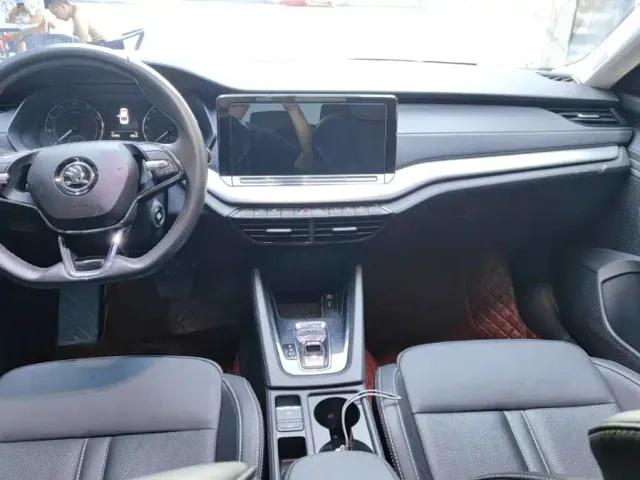 Škoda Octavia 2023 Facelift PRO TSI280 Premium Edition — Фото автомобиля 9