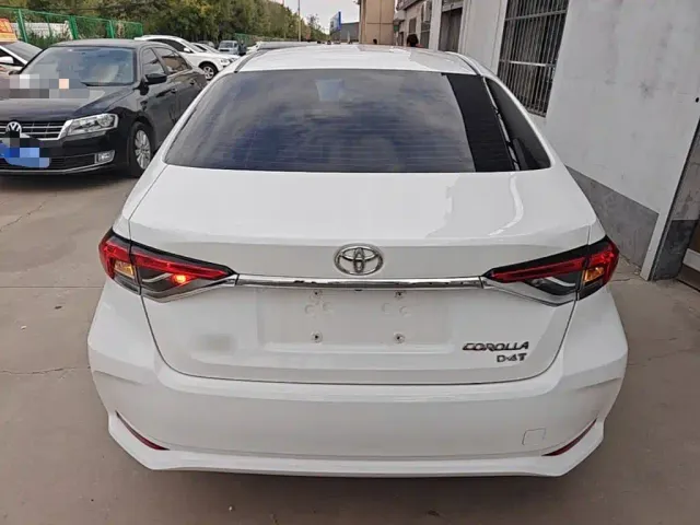 Toyota Corolla — Фото автомобиля 5