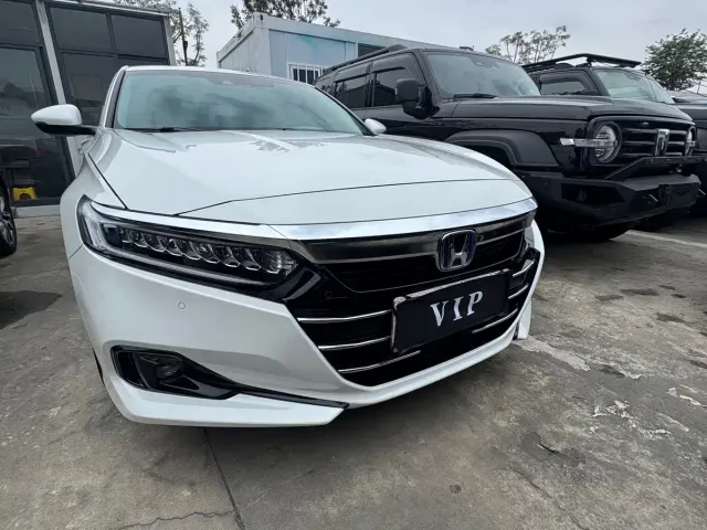 Honda Accord — Фото автомобиля 2