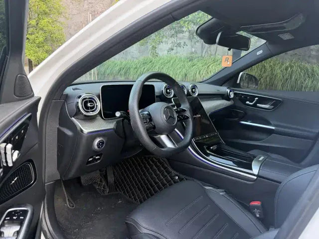 Mercedes-Benz C-Class — Фото автомобиля 4