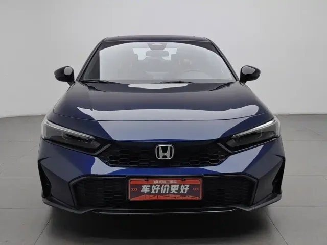 Honda Civic — Фото автомобиля 3