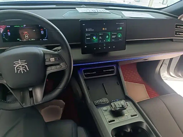 BYD Qin L — Фото автомобиля 9