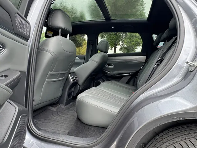 BYD Song L DM-i — Фото автомобиля 8