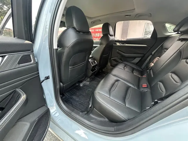 Geely Xingrui — Фото автомобиля 4