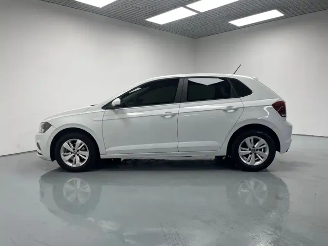 Volkswagen Polo — Фото автомобиля 5