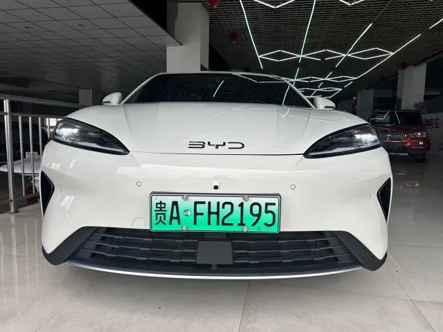 BYD Seal 07 DM-i — Фото автомобиля 4