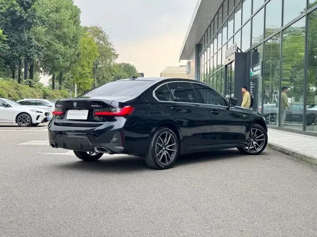 BMW 3 Series — Фото автомобиля 7