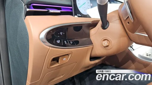 Genesis GV70 2.5T Бензин 2WD — Фото автомобиля 17