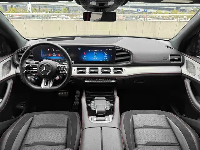 Mercedes-Benz GLE-Class AMG — Фото автомобиля 9