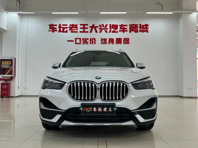 BMW X1 — Фото автомобиля 2