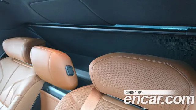 BMW 7-Series — Фото автомобиля 24