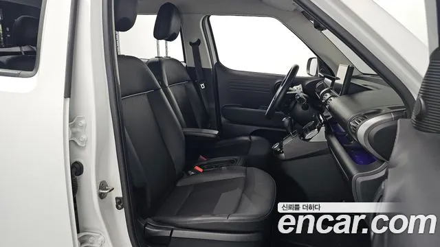Hyundai Casper — Фото автомобиля 10