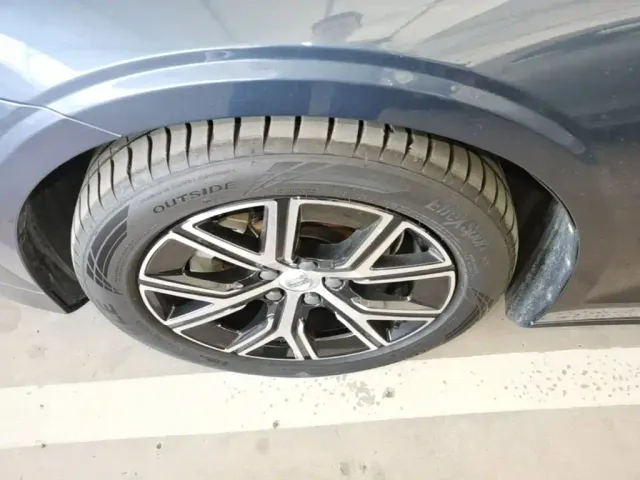 Volvo S60 — Фото автомобиля 22