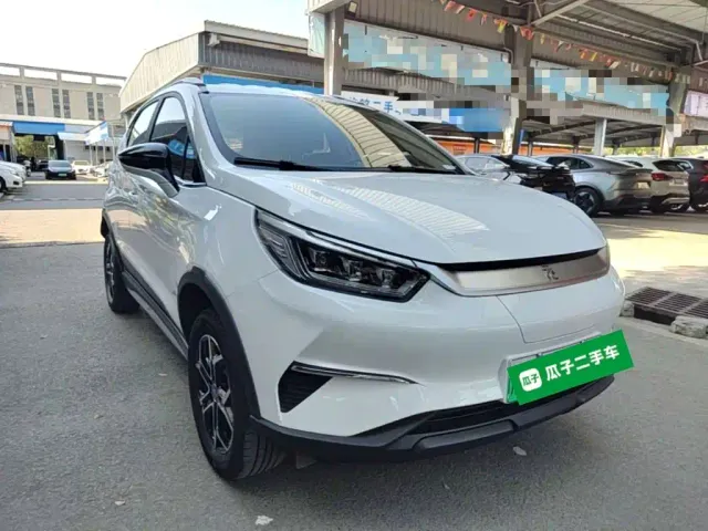 BYD Yuan Pro — Фото автомобиля 3
