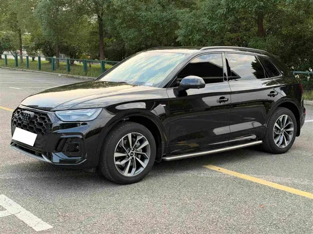 Audi Q5L — Фото автомобиля 10
