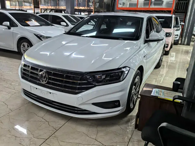 Фотография автомобиля — Volkswagen Sagitar