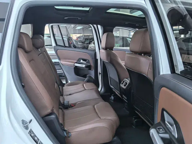 Mercedes-Benz GLB-Class — Фото автомобиля 11