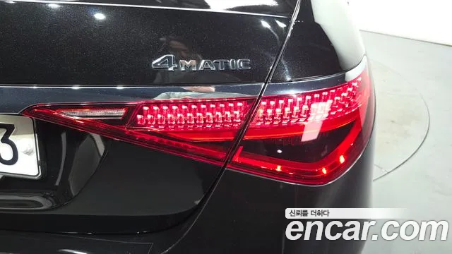 Mercedes-Benz S-Class — Фото автомобиля 22