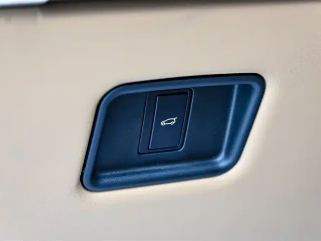 Land Rover Range Rover — Фото автомобиля 24