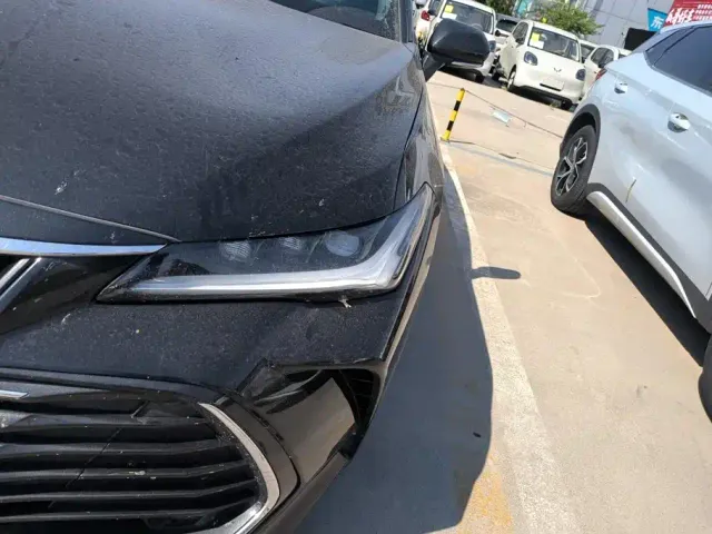 Toyota Avalon — Фото автомобиля 5