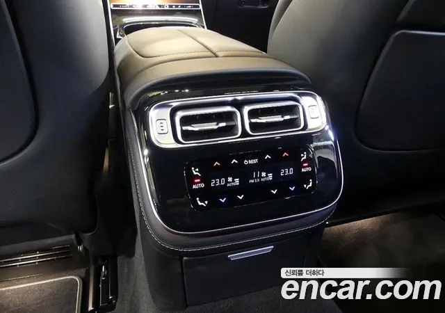 Mercedes-Benz S-Class W223 — Фото автомобиля 17