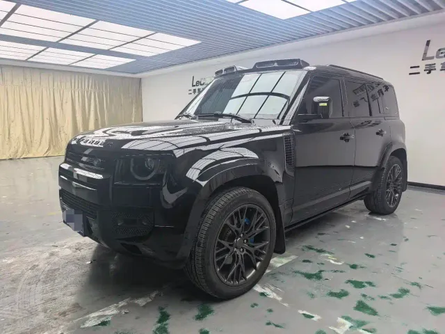 Фотография автомобиля — Land Rover Defender